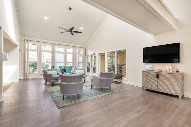 The Courts at Fair Oaks Apartments