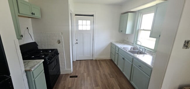 Photo - 222 N Grange Ave