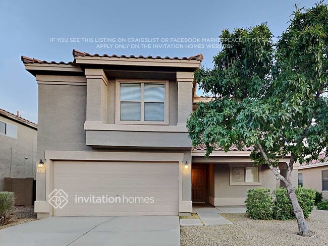 Building Photo - 2415 E Palm Beach Dr