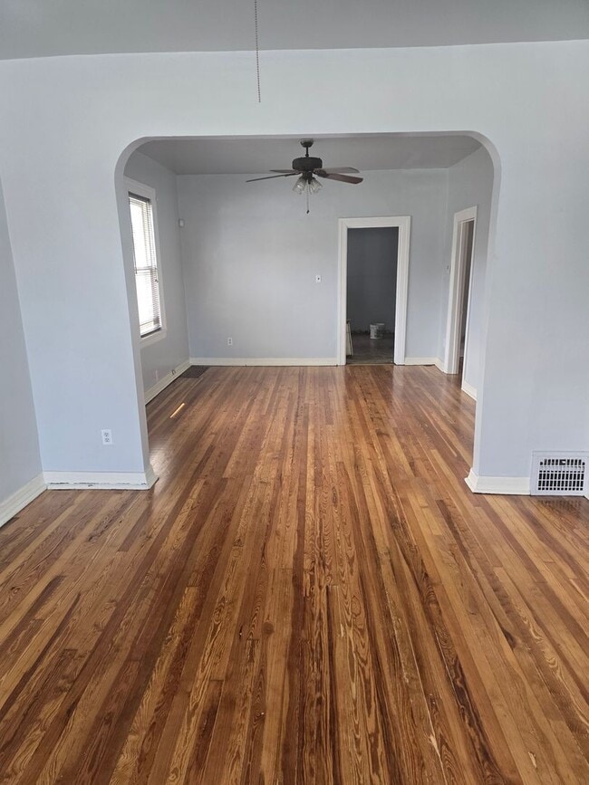 Photo - Brick 2 Bedroom Home