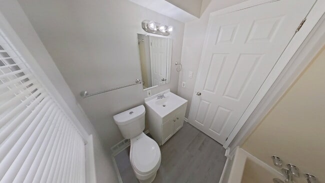 Photo - "3-Bedroom Home in Roseville - Spacious 1294 Sq Ft Comfort!"