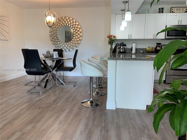 Photo - 8660 SW 212th St Unit 305