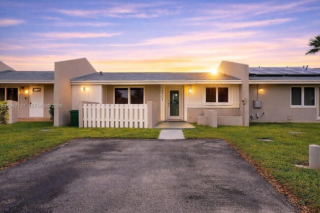 Photo - 20704 SW 103rd Pl