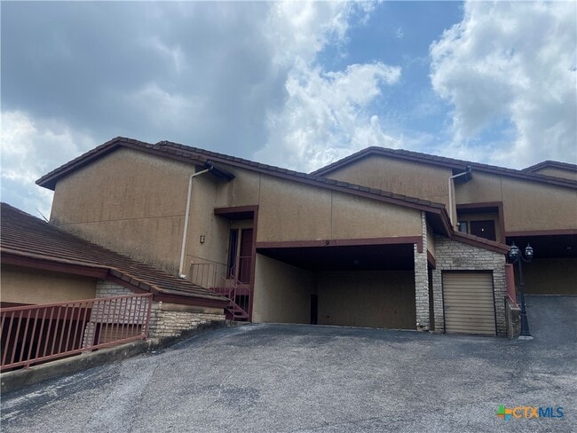 Photo - 116 Campbell Dr Unit 9