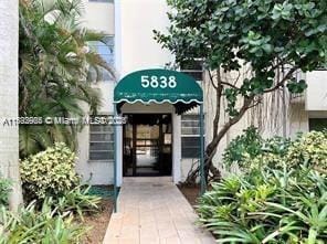 Building Photo - 5838 SW 74th Terrace Unit 106 Rental