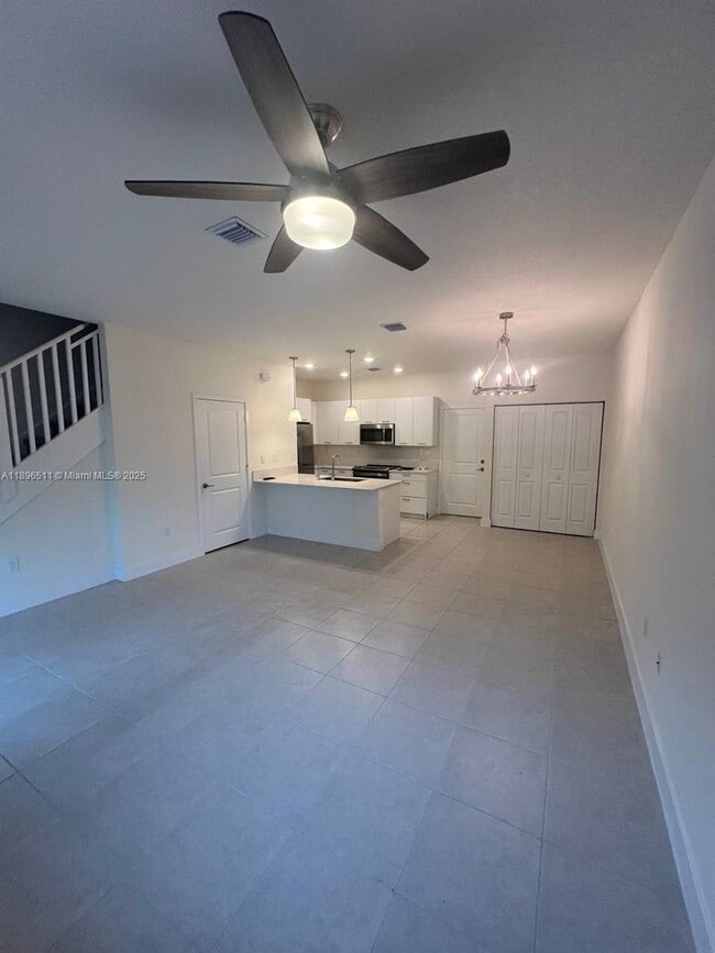 Photo - 8381 NW 43rd St