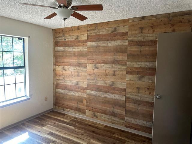 Photo - 3525 Sunnyview Ln