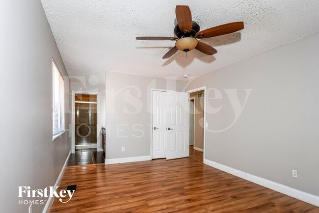 Photo - 311 Windyoak Dr