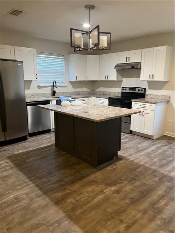 Photo - 409 Lakewood Ave