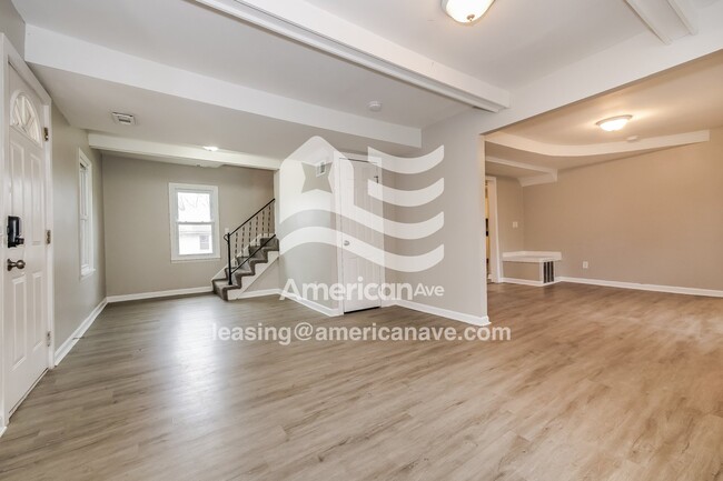 Photo - 901 S Leslie Ave