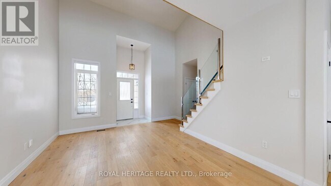 Photo - 53 Meadows End Cres