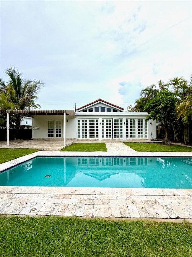 Photo - 1365 Daytonia Rd