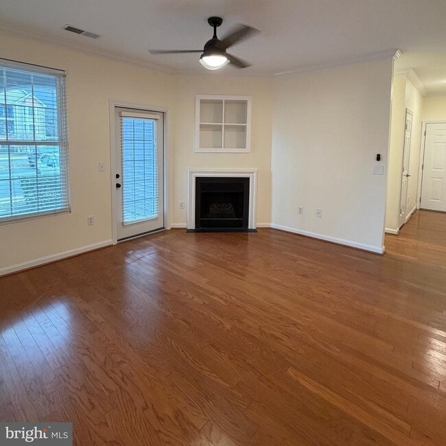 Photo - 20453 Chesapeake Square Unit 101