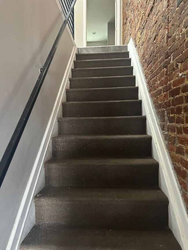 Photo - 3422 Braddock St Unit 2nd Floor