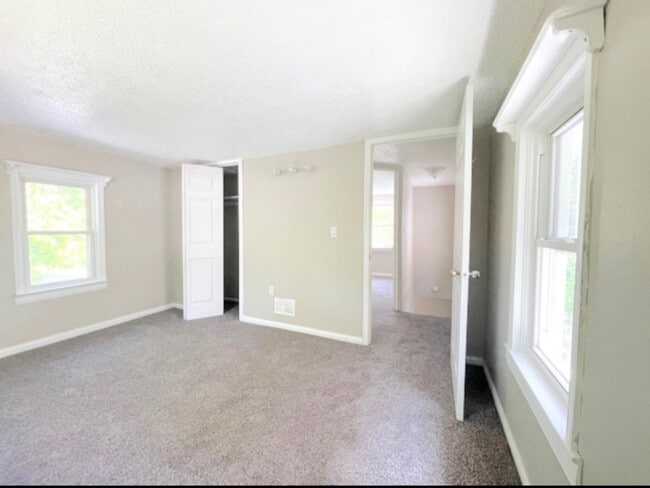 Photo - 2 Bed 1 Bath