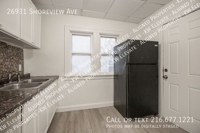 Photo - 26931 Shoreview Ave