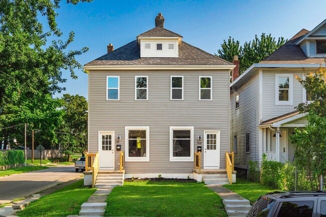 Photo - 366 -368 E Morrill Ave