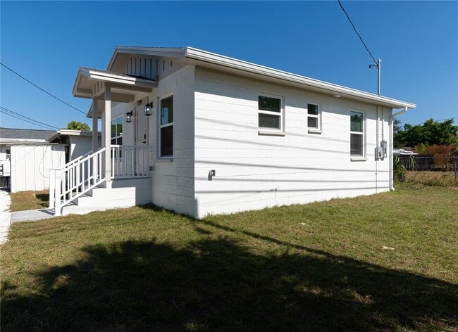 Photo - 7291 8th St N