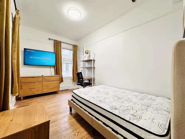 Furnished room/NOT APARTMENT