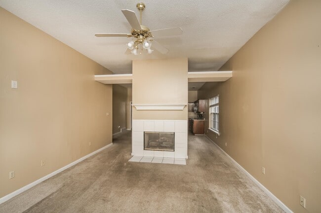 Photo - 1036 Dusty Ln