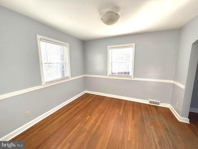 Photo - 3710 3rd St S