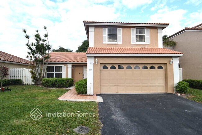 Building Photo - 889 NW 97th Ave