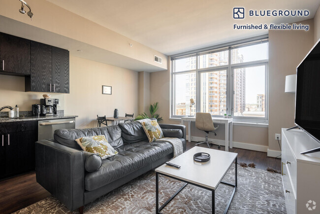 Building Photo - 12025 Town Square St Rental