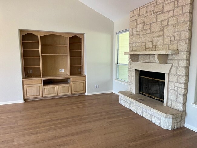 Photo - 804 Broken Arrow