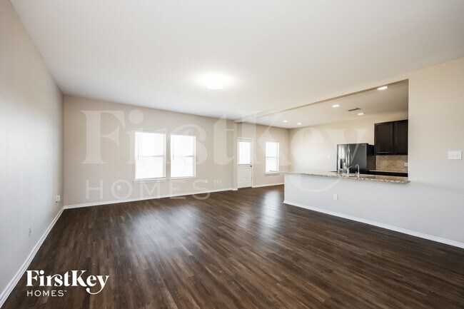 Photo - 7426 Coral Bells Ct