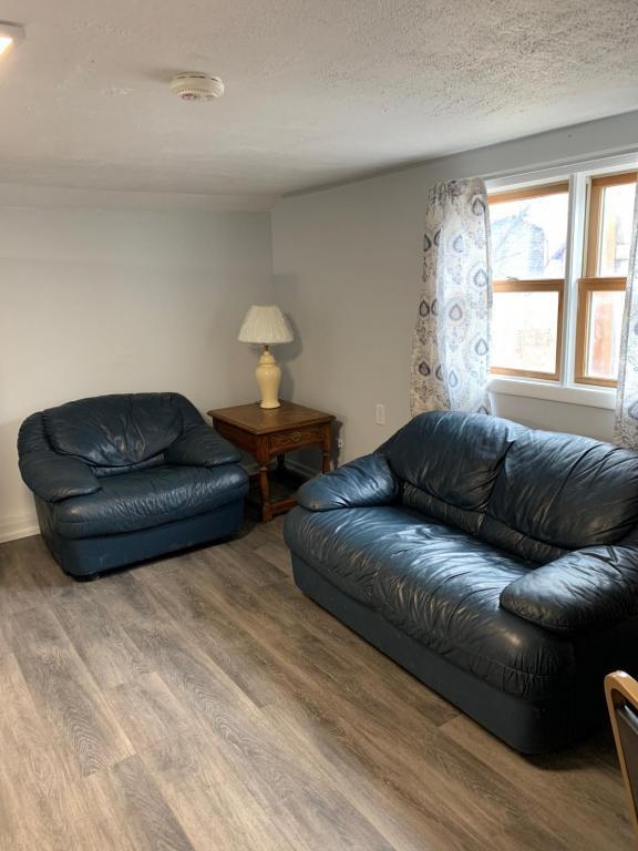 Photo - 323 W 24th Ave