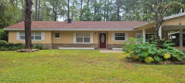 Building Photo - 3805 NW 50th St Rental