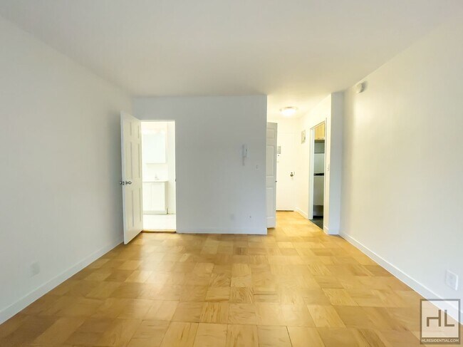 EAST 36 STREET - EAST 36 STREET Apartment Unit 7F