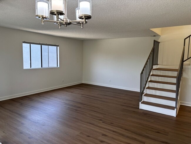 Photo - 627 Orange Grove Ave Unidad 627 #1