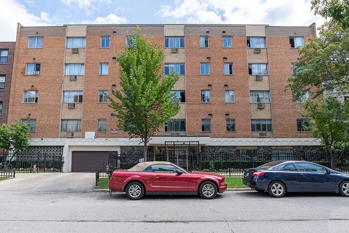 Photo - 5841 N Winthrop Ave Condo Unit 304