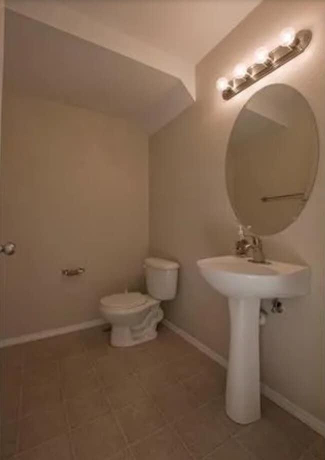 Photo - 3045 Wild Peregrine View