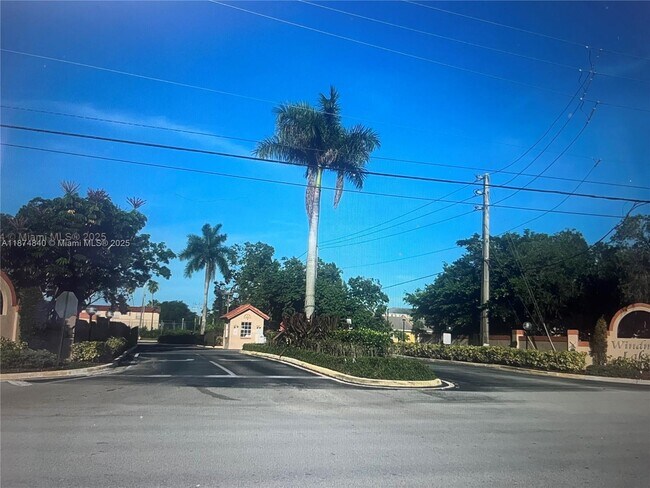 Photo - 8710 SW 3rd St Unidad 104