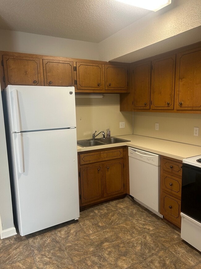 Photo - 1654 A Ave SE Unit 1131