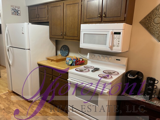 Photo - 4440 S Poplar St