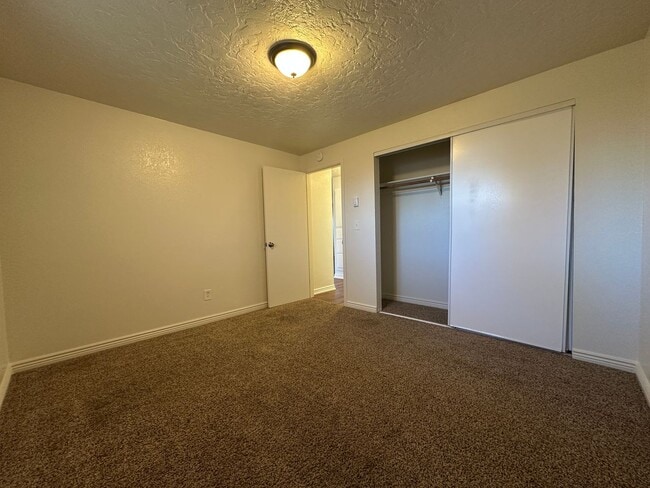 Photo - 2005 Willow St Unit #3