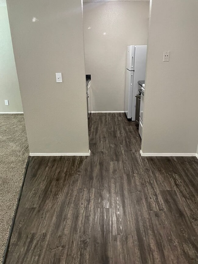 Photo - 2417 E 55th Pl Unidad 2417 E. 55th Pl. 22