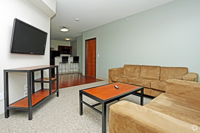 2HAB, 2BA - 974sf área de la sala de estar - Union at Midtown