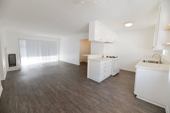 Photo - 113 Avenida Algodon Unidad Apt B