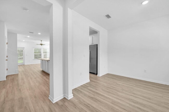 30 Sandywoods Ct