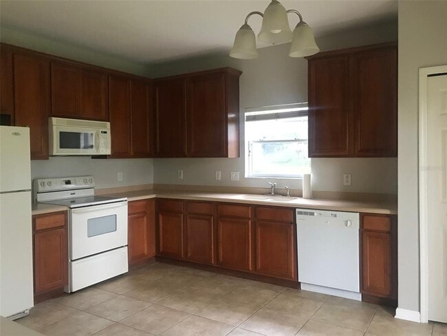 Photo - 420 Moss View Cir