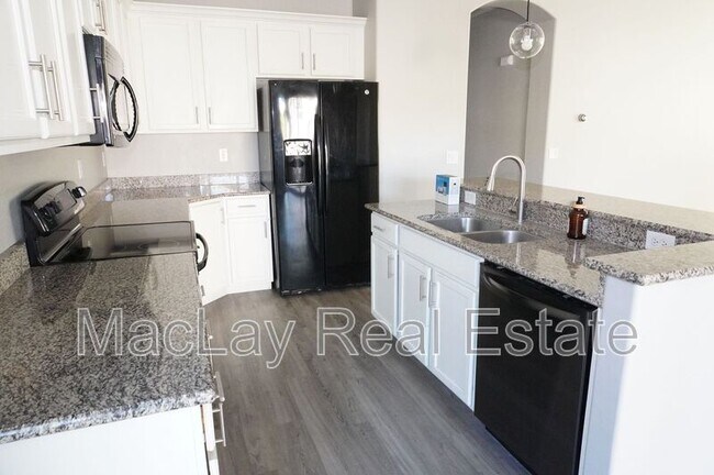 Photo - 826 W Harvest Rd