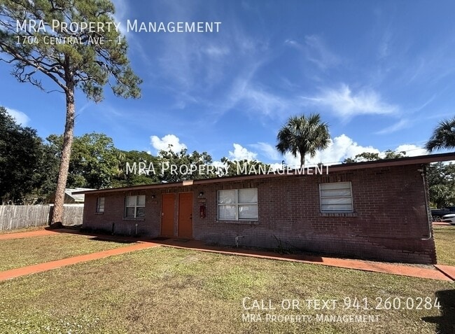 Building Photo - 1704 Central Ave