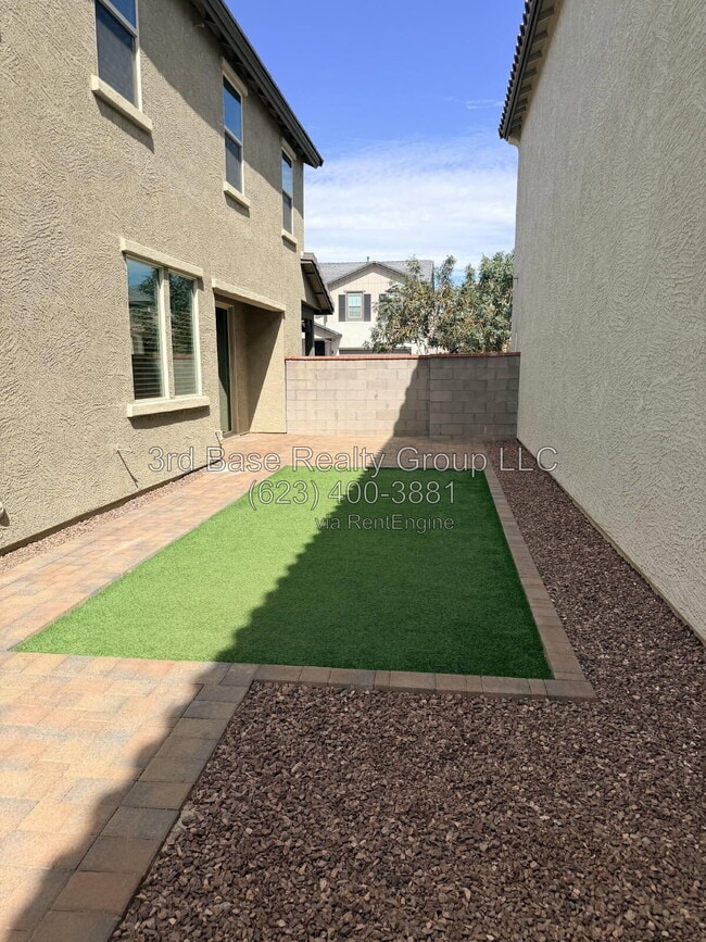 Photo - 1880 N 208th Ave