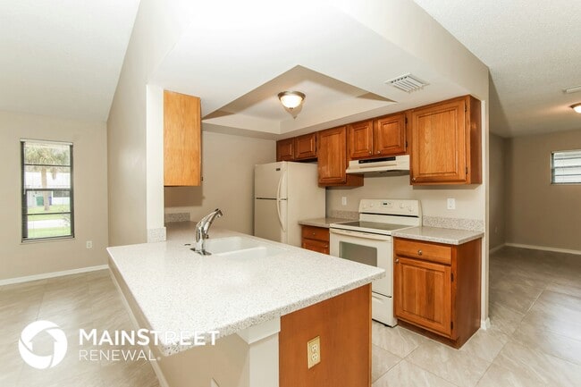 Photo - 608 Helicon Terrace