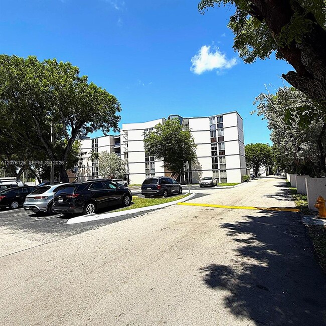 Photo - 7035 NW 186th St Unit D110