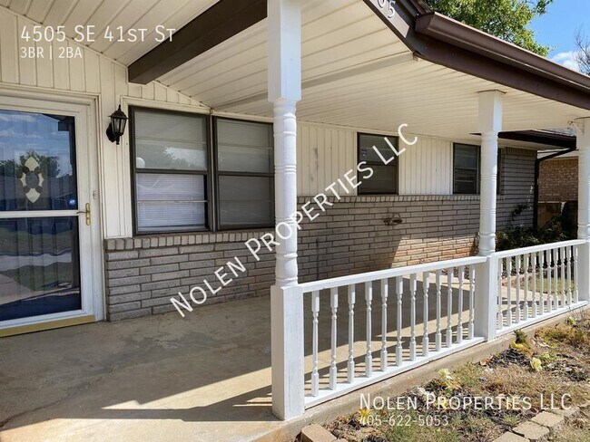 Photo - 4505 SE 41st St